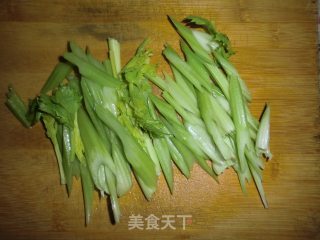 芹菜粉的做法步骤：4