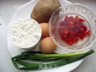 土豆丝鸡蛋饼的做法步骤：1