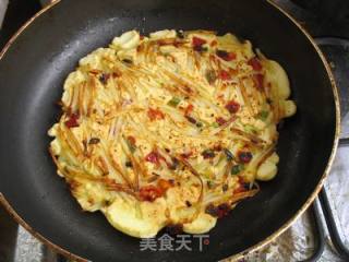 土豆丝鸡蛋饼的做法步骤：9