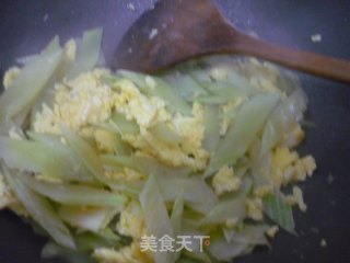 菜笋炒鸡蛋的做法步骤：4