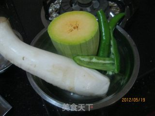 素炒牛腿菇的做法步骤：1