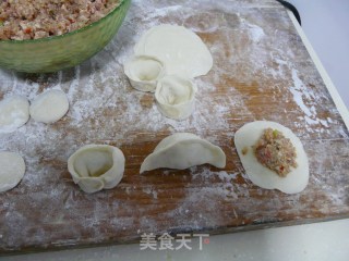 看韩剧学韩式料理——泡菜蒸饺的做法步骤：8