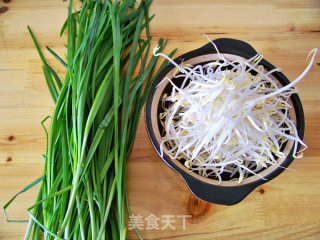 心蓝手制私房菜【韭菜炒银芽】——杨贵妃照样迷死唐明皇的做法步骤：1