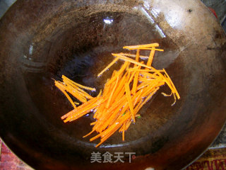 心蓝手制私房菜【韭菜炒银芽】——杨贵妃照样迷死唐明皇的做法步骤：4