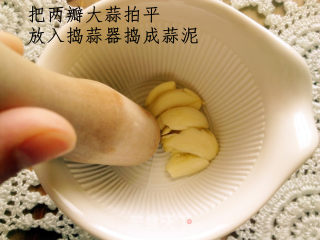 凉拌手撕茄子的做法步骤：5