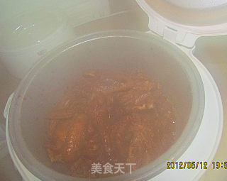 电饭煲版三杯鸡的做法步骤：11