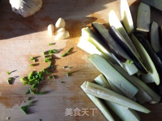鱼香茄条的做法步骤：2