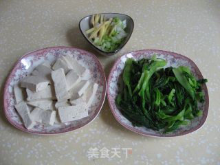 小白菜炒豆腐的做法步骤：2