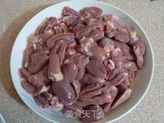 辣炒鸡心洋葱片的做法步骤：4