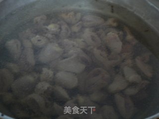 辣炒鸡心洋葱片的做法步骤：5