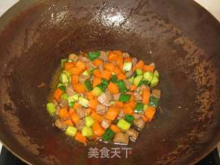 炒三丁的做法步骤：9