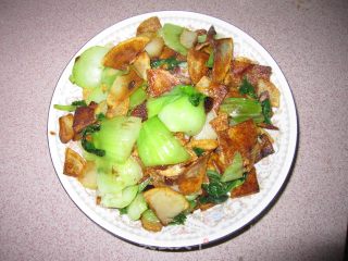 【快手菜】土豆片炒油菜的做法步骤：3
