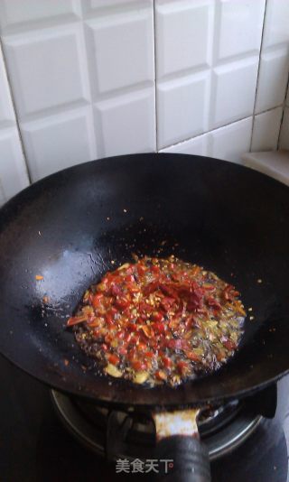 麻辣鸡丁的做法步骤：2