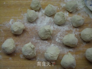 猪肉白菜生煎包的做法步骤：10