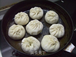 猪肉白菜生煎包的做法步骤：13