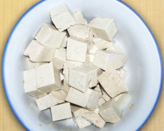 香椿拌豆腐的做法步骤：2
