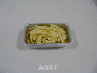 小小西餐——蛋黄奶酪焗玉米的做法步骤：5