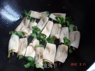 香菜百叶包的做法步骤：4