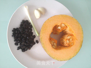 豆豉蒸南瓜的做法步骤：1
