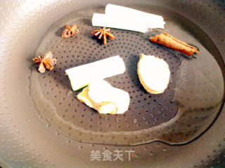 小鸡炖榛蘑的做法步骤：6