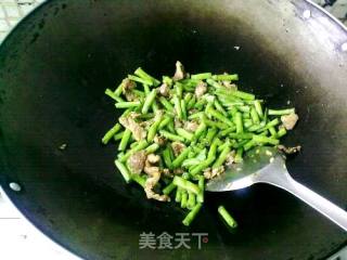 豆角炒肉片的做法步骤：9
