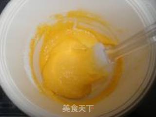 6寸红糖戚风蛋糕的做法步骤：3