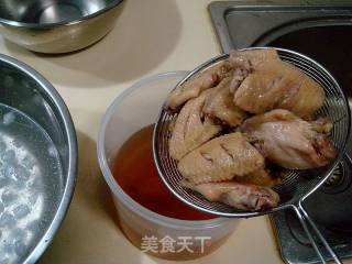 酒醉鸡翅的做法步骤：16