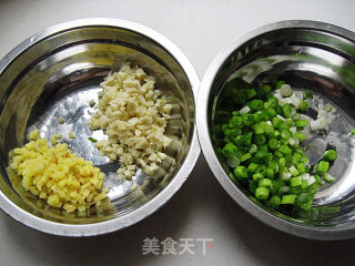 剁椒鲤鱼的做法步骤：2