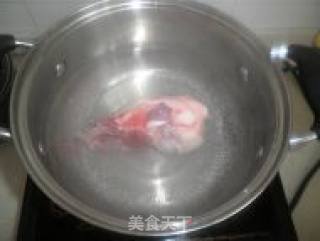 骨头汤的做法步骤：1