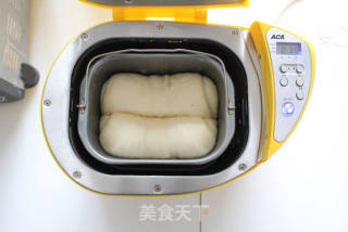 我的新尝试——用面包机做好吃的培根面包卷的做法步骤：14