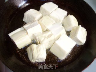 清粥小菜~红烧豆腐的做法步骤：2