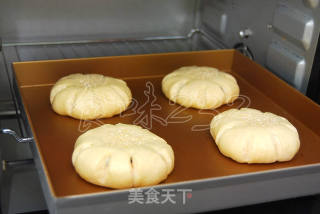 红豆沙面包的做法步骤：12