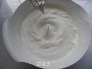 电饭煲戚风蛋糕的做法步骤：4
