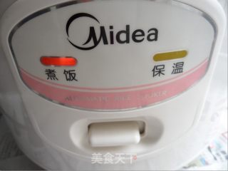 电饭煲戚风蛋糕的做法步骤：12
