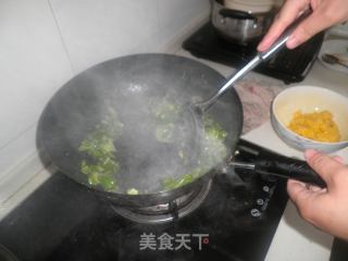 青椒炒鸡蛋的做法步骤：4