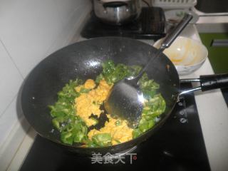 青椒炒鸡蛋的做法步骤：5