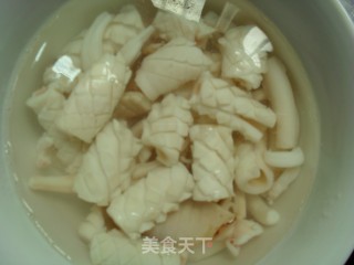 青椒鱿鱼的做法步骤：6