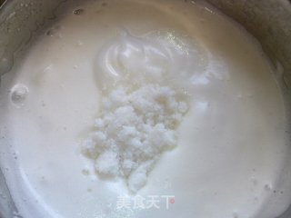 黄桃果酱蛋糕卷的做法步骤：4