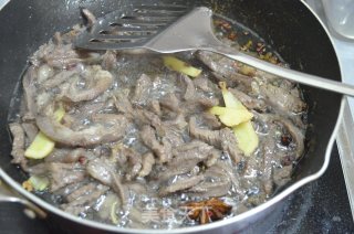 自贡特色冷吃牛肉的做法步骤：5