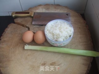 私房蛋炒饭的做法步骤：1