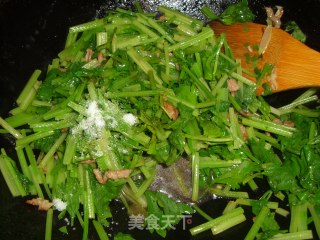 家常肉丝香芹的做法步骤：6
