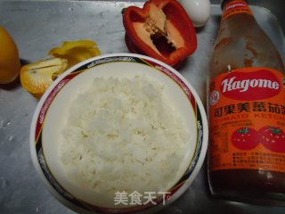日式蛋包飯的做法步骤：1