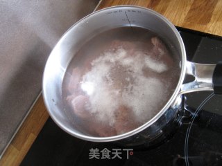 蘑菇焖牛肉的做法步骤：4