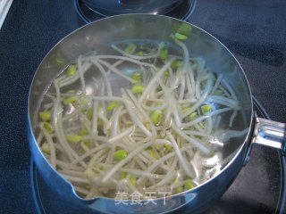 韩风凉拌杂素的做法步骤：4