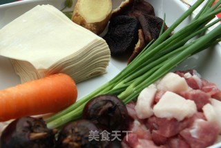 春卷的做法步骤：1