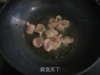 大辣椒炒肉的做法步骤：3