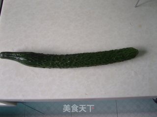 剁椒蓑衣黄瓜的做法步骤：1