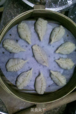 香菇猪肉蒸饺的做法步骤：5