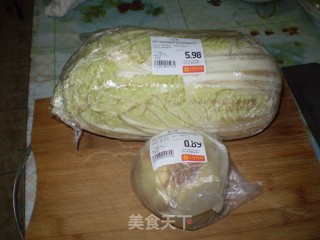 洋葱炒白菜的做法步骤：1