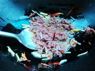 滑嫩鲜香的薄荷炒牛肉的做法步骤：7